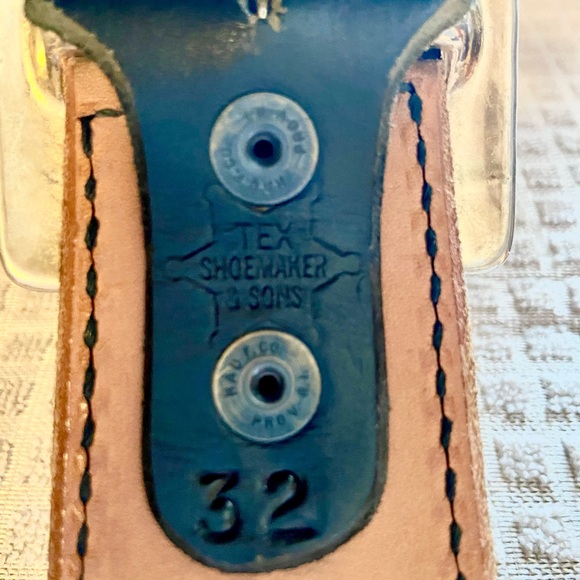 TEX SHOEMAKER & SONS Heavy Duty Black Leather Belt sz 32 (36” long, 2” wide) - Picture 11 of 12